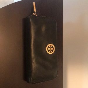 Tory Burch Continental Wallet